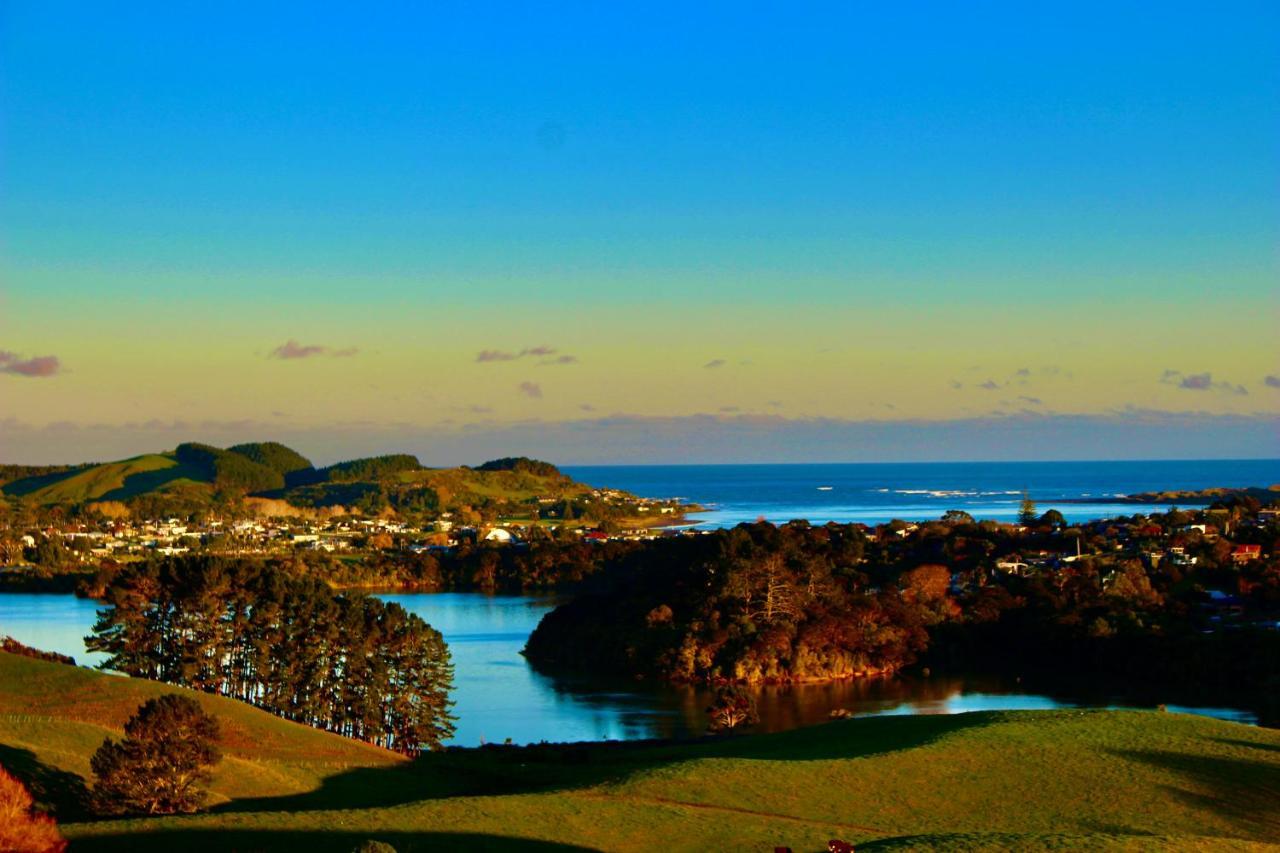 The Beach House On The Hill Raglan Exterior foto